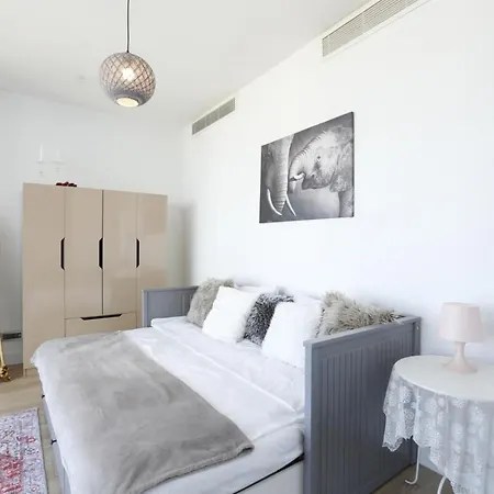 דירה Amazing Flat With Superb View In Kartal איסטמבול
