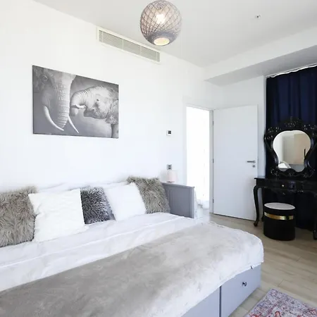 דירה Amazing Flat With Superb View In Kartal *