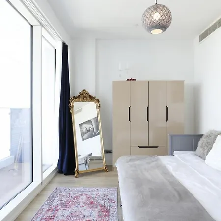 Amazing Flat With Superb View In Kartal דירה