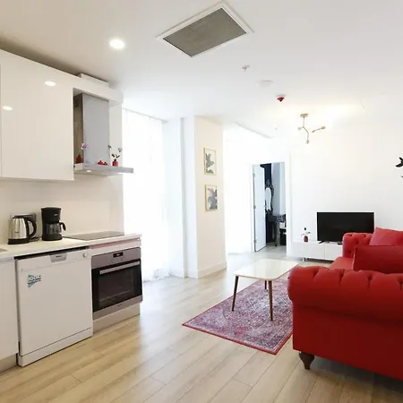 Amazing Flat With Superb View In Kartal * איסטמבול